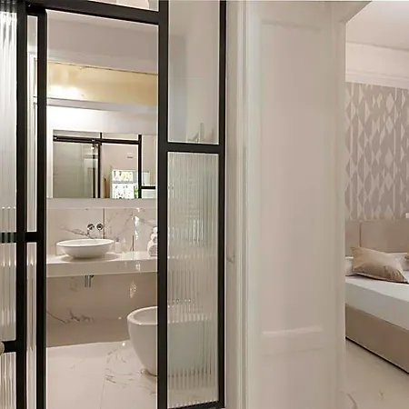 Bea Luxury