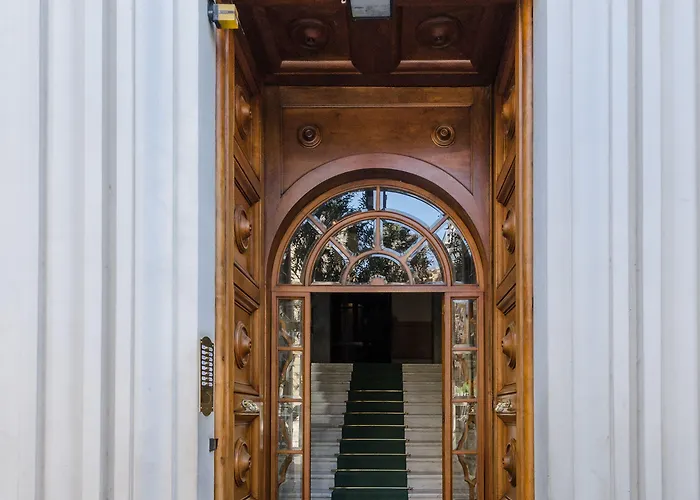 بيت ضيافة Bea Luxury 4*