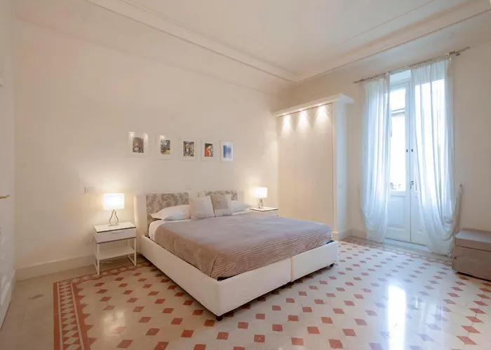 Bea Luxury Pensión 4*